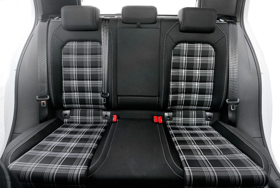 Comparativa: VW Golf GTi vs GTD