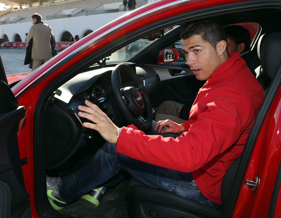 Audi entrega los coches al Real Madrid: todas las fotos