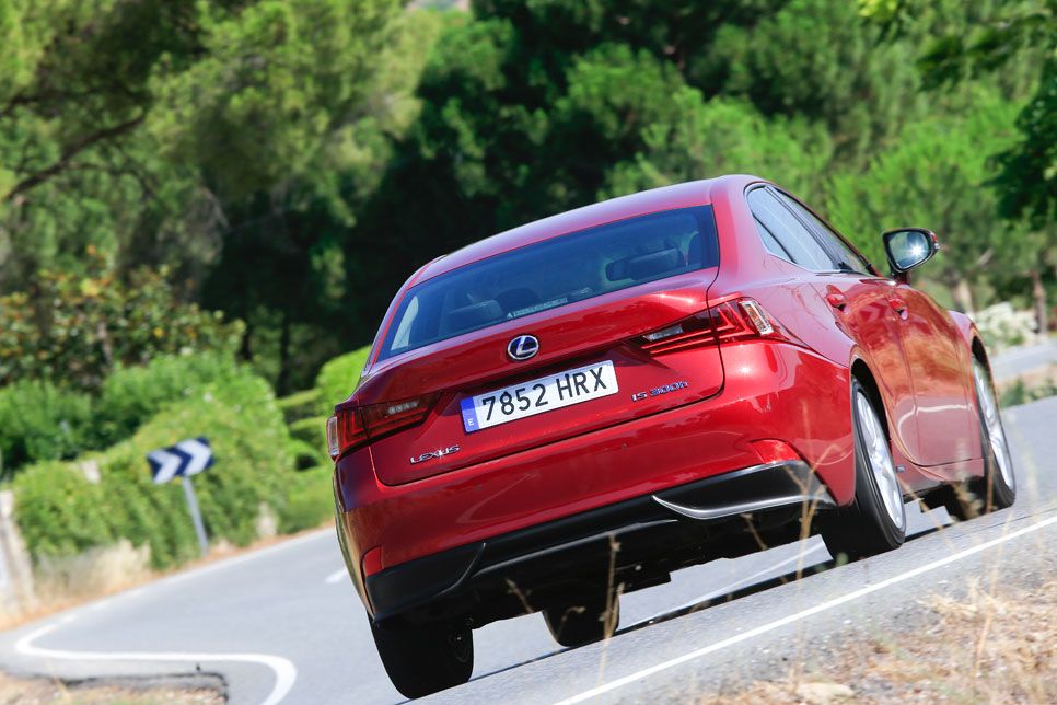 Lexus IS 300h