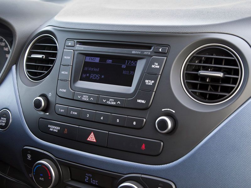 Contacto: Hyundai i10, esencia en frasco pequeño