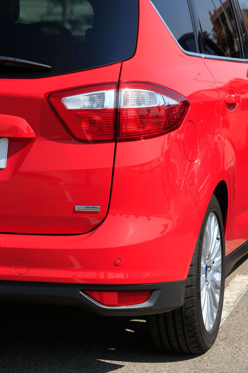 Citroën C4 Picasso vs Ford C-Max y Renault Scénic