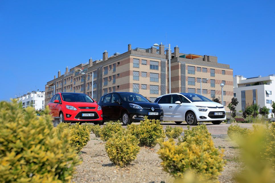 Citroën C4 Picasso vs Ford C-Max y Renault Scénic