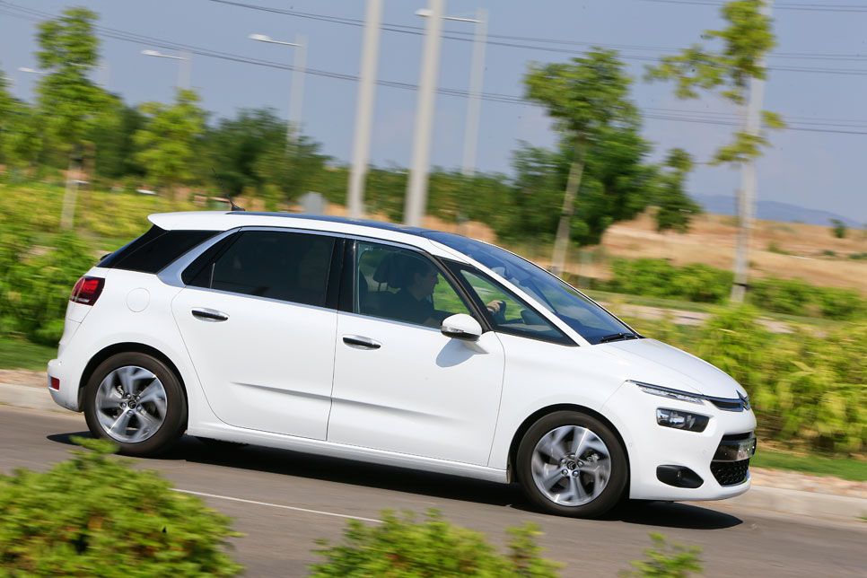 Citroën C4 Picasso vs Ford C-Max y Renault Scénic
