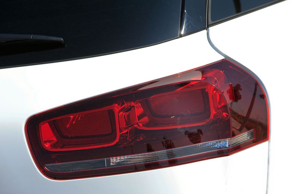 Citroën C4 Picasso vs Ford C-Max y Renault Scénic