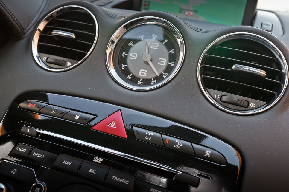 Comparativa: Peugeot RCZ 1.6 THP vs VW Beetle 1.4 TSI