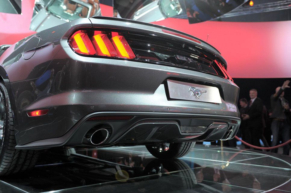 Ford Mustang Convertible 2014