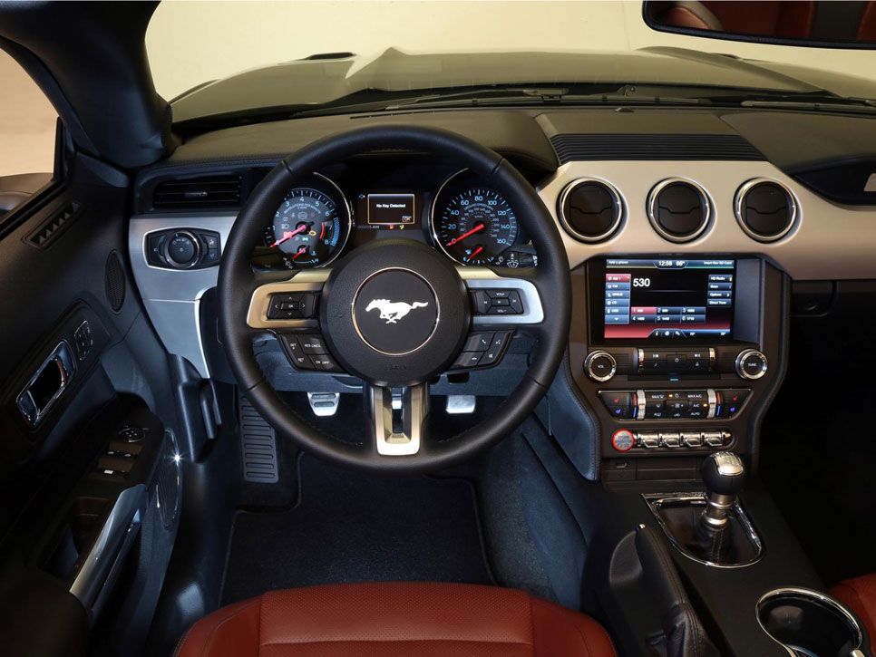 Ford Mustang Convertible 2014