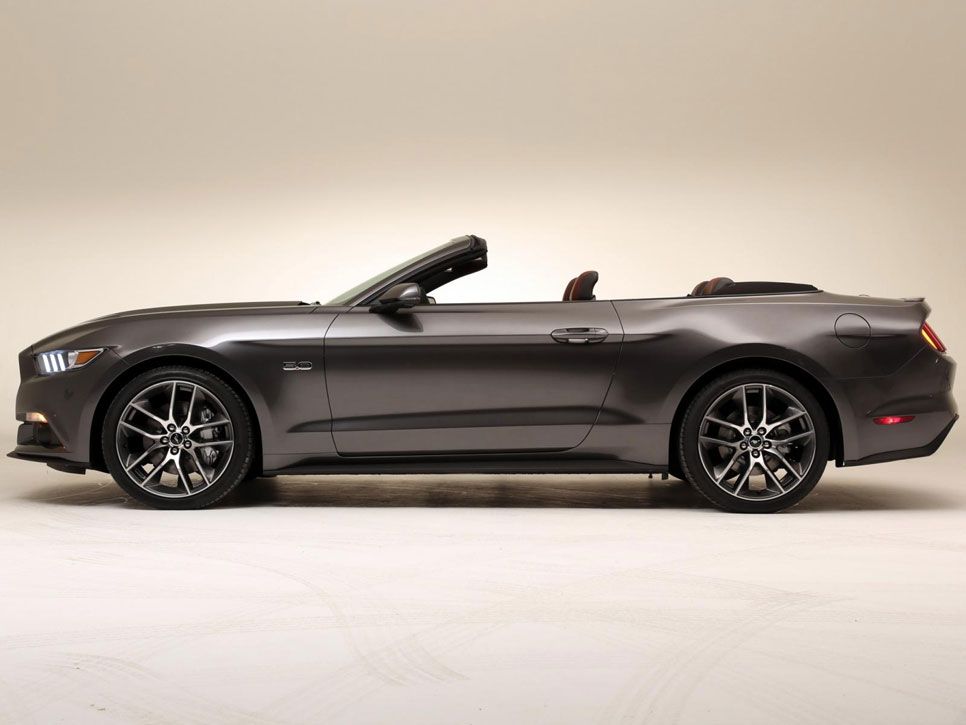 Ford Mustang Convertible 2014