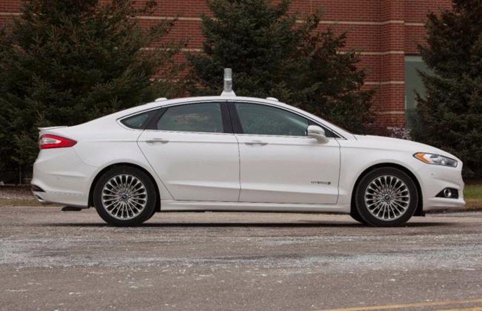Ford Fusion Híbrido automatizado