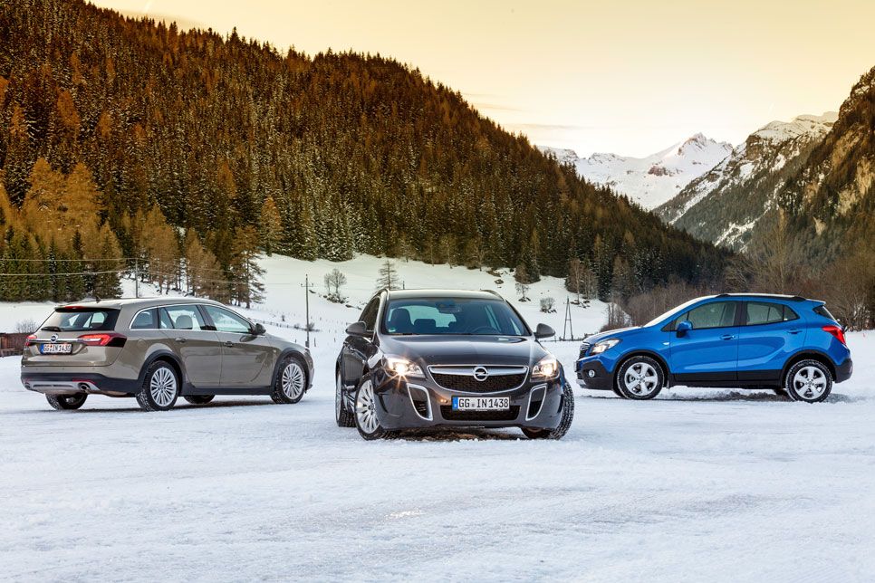Al volante de los Opel tracción total sobre hielo