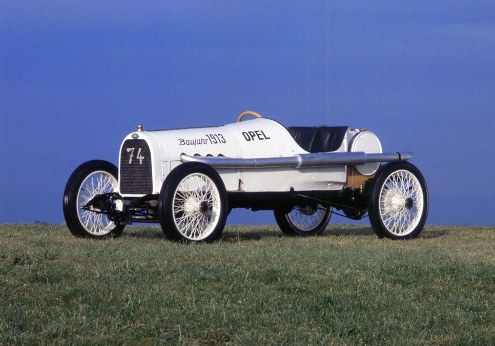 Las  '4 válvulas por cilindro' cumplen 100 años en Opel