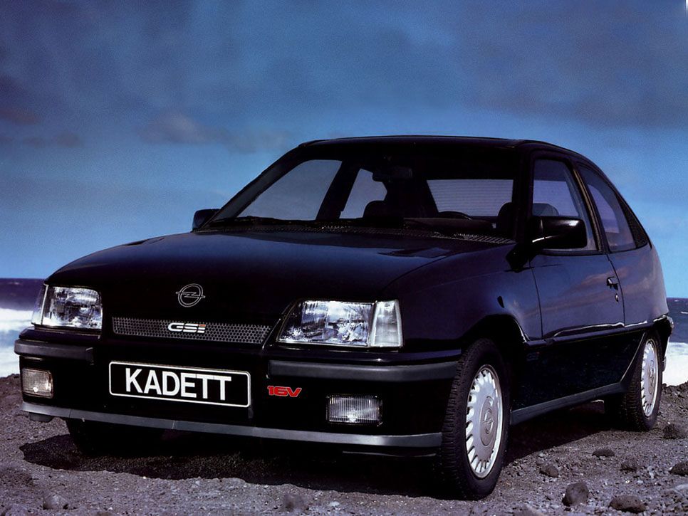 Las  '4 válvulas por cilindro' cumplen 100 años en Opel