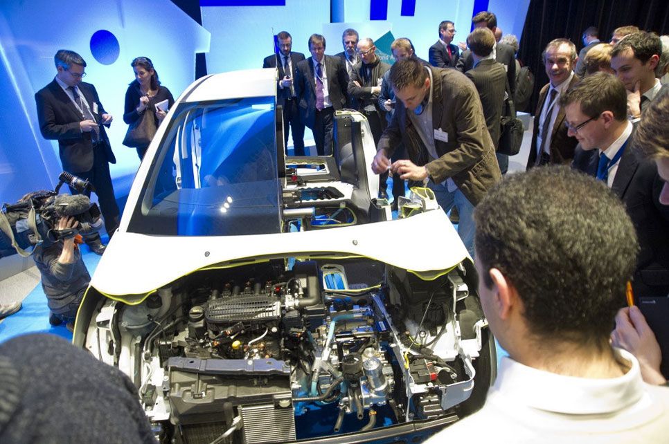 Peugeot 208 HybridAir, llega el aire comprimido