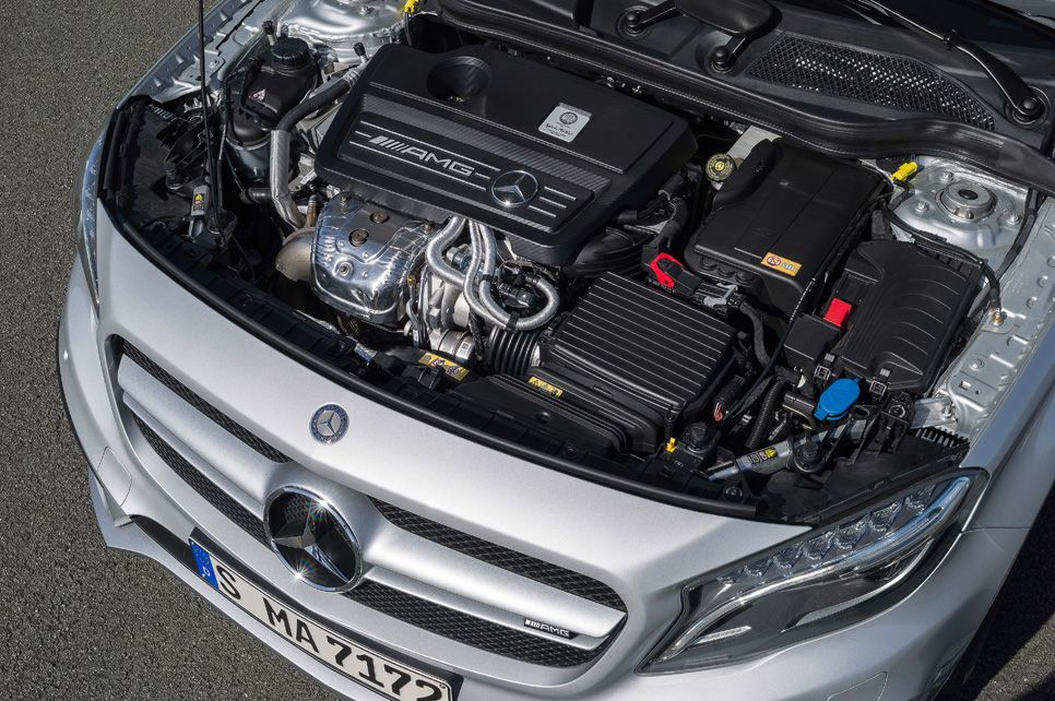 Mercedes GLA 45 AMG, SUV a 360 CV