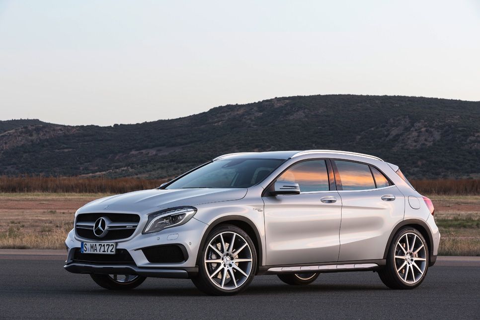 Mercedes GLA 45 AMG, SUV a 360 CV