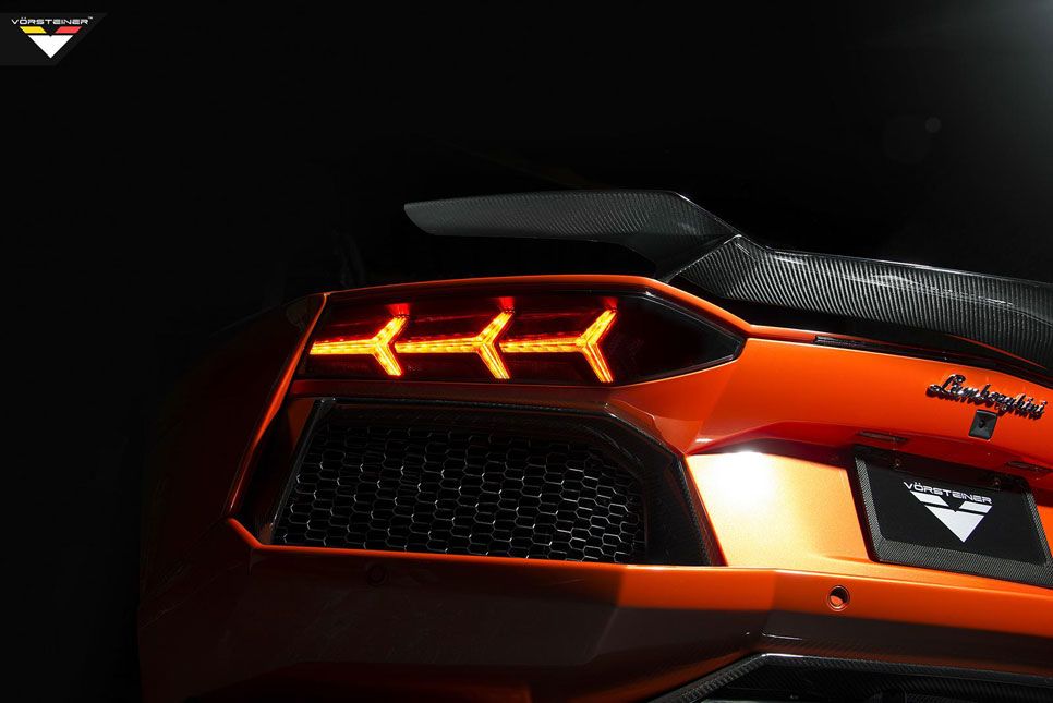 Lamborghini Aventador-V LP-740, por Vorsteiner
