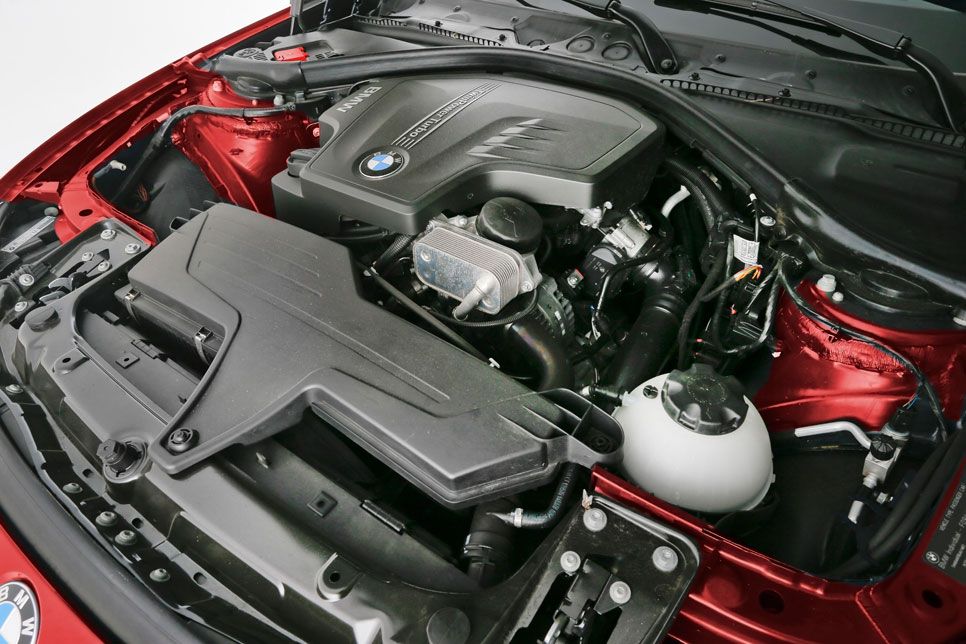 BMW 328 vs. Mercedes CLA