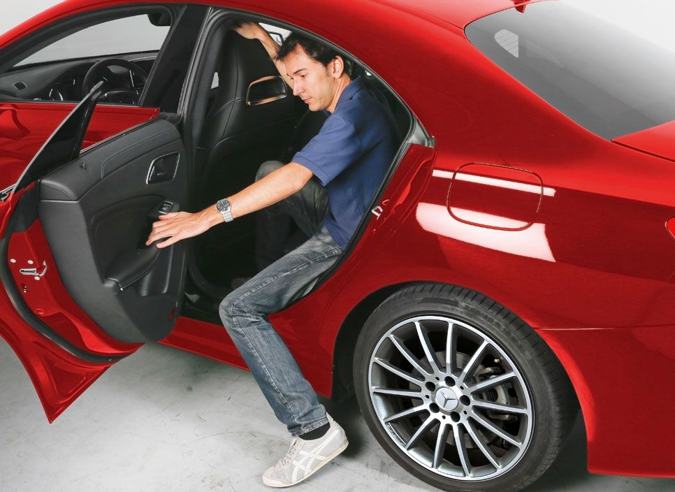 BMW 328 vs. Mercedes CLA