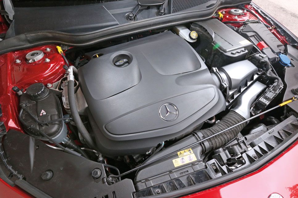 BMW 328 vs. Mercedes CLA