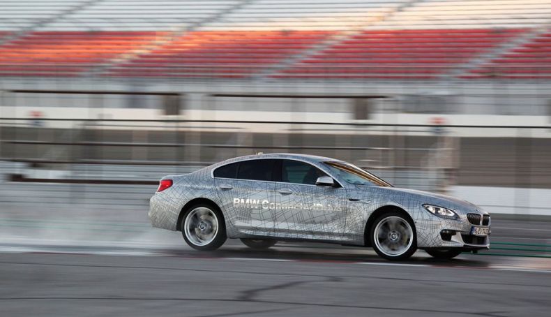 El BMW que derrapa solo El BMW que derrapa solo