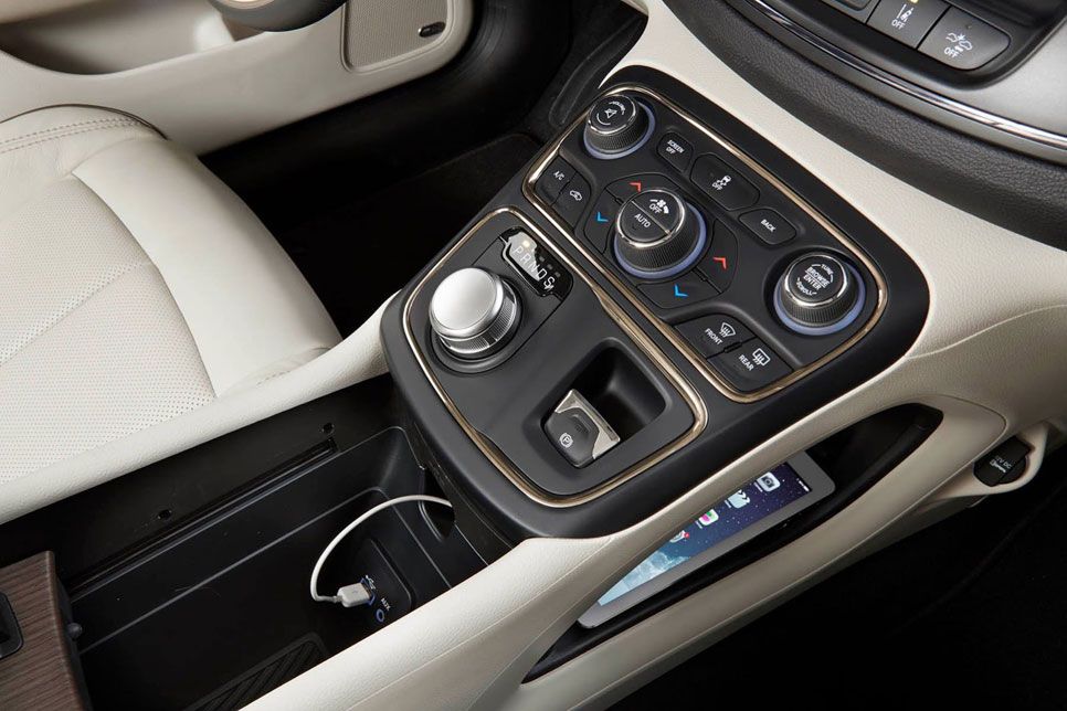 Chrysler 200 2015