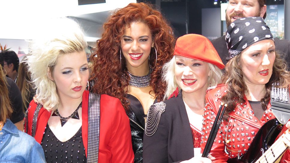Las chicas del Salón de Detroit 2014