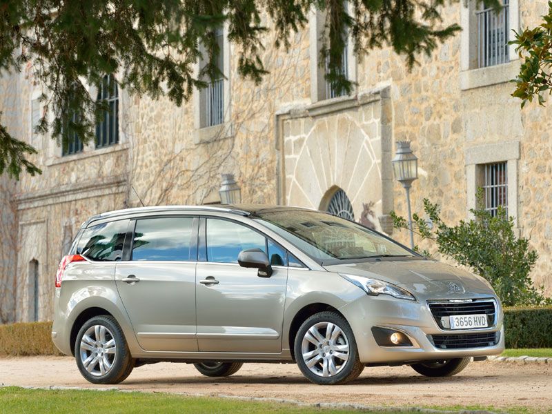 Contacto: Peugeot 5008,  te gustará su nueva imagen