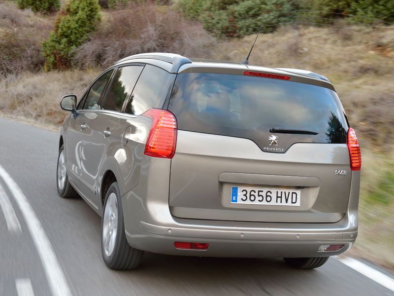 Contacto: Peugeot 5008,  te gustará su nueva imagen
