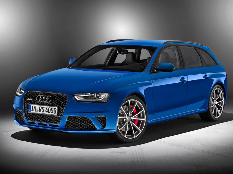 Audi RS4 Avant Nogaro