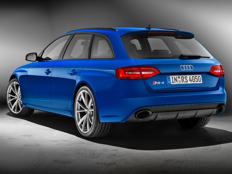 Audi RS4 Avant Nogaro