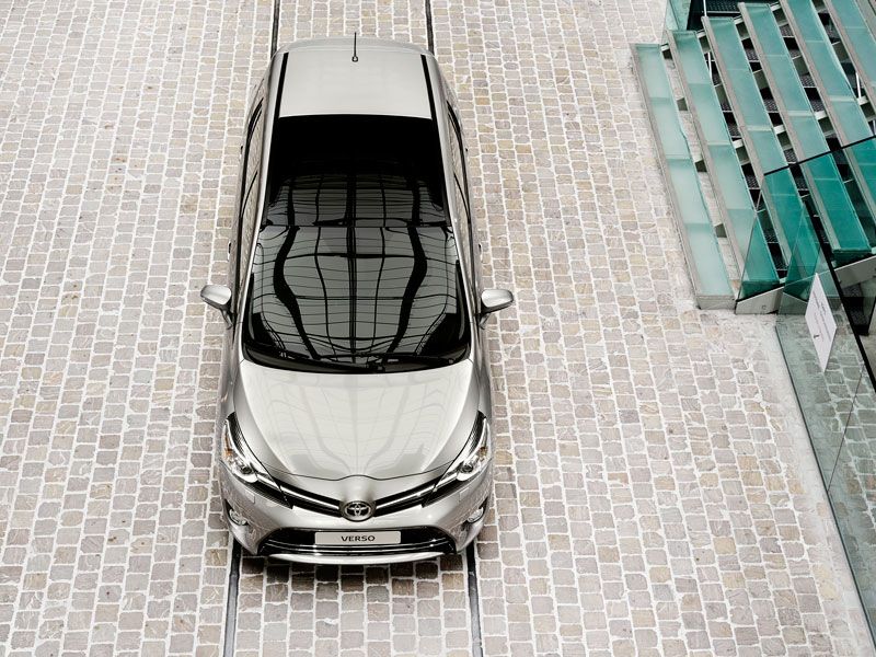 Contacto: Toyota Verso 2014