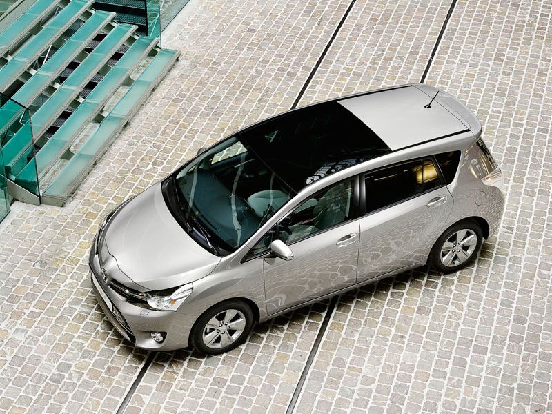Contacto: Toyota Verso 2014
