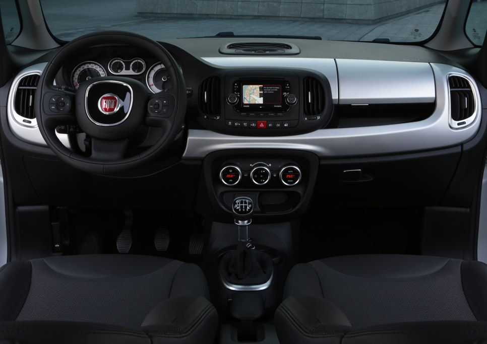 Fiat 500L Trekking Beats Edition