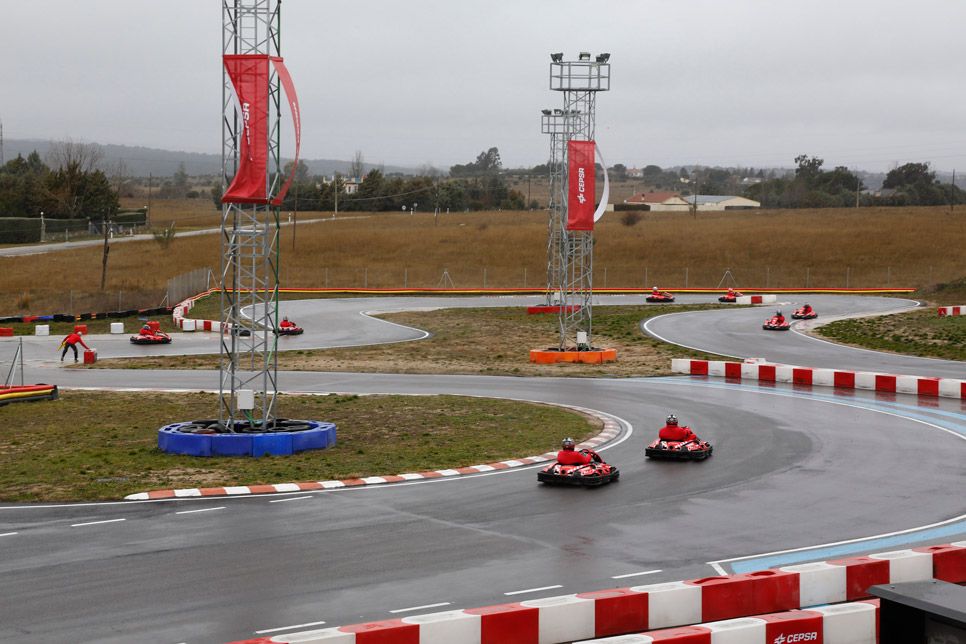 Una jornada de karting con los pilotos CEPSA