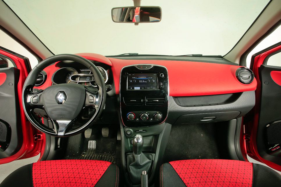 Renault Clio 1.5 dCi y Dacia Sandero 1.5 dCi, frente a frente