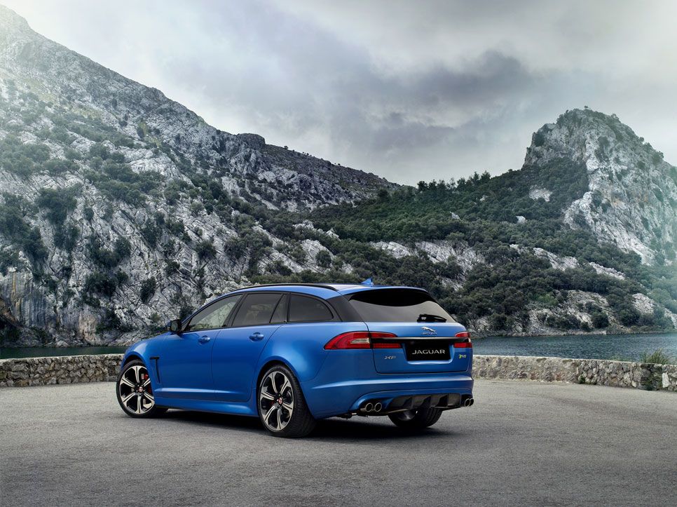 Jaguar XFR-S Sportbrake, extremo familiar