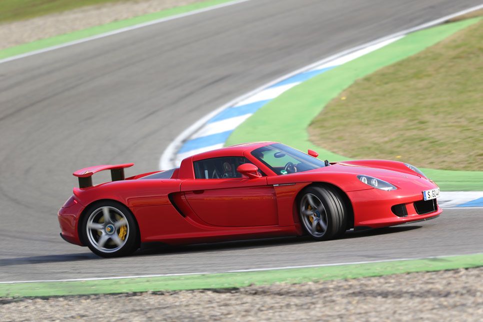 Comparativa: Porsche 918 Spyder vs Carrera GT