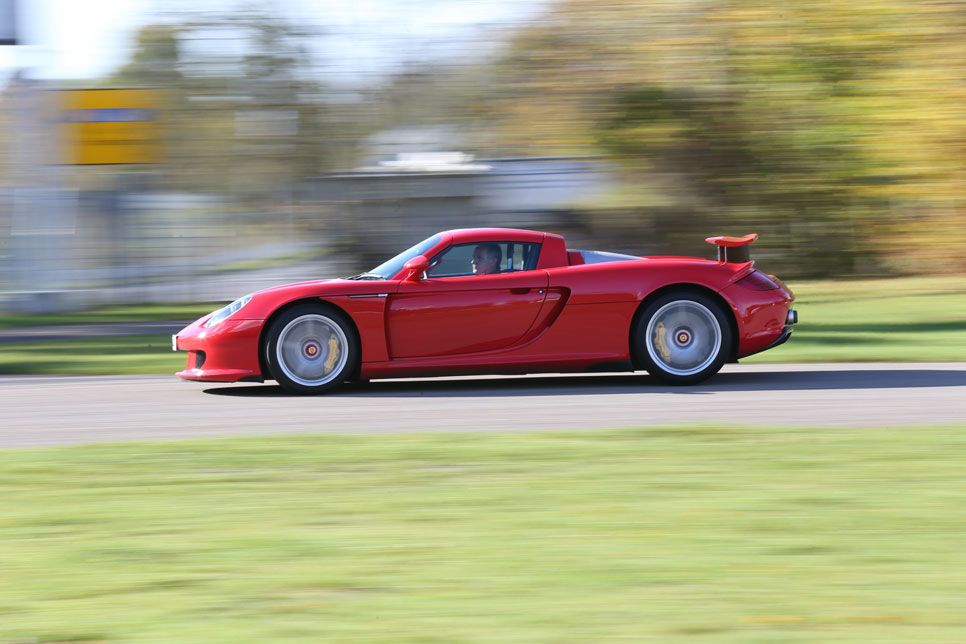 Comparativa: Porsche 918 Spyder vs Carrera GT