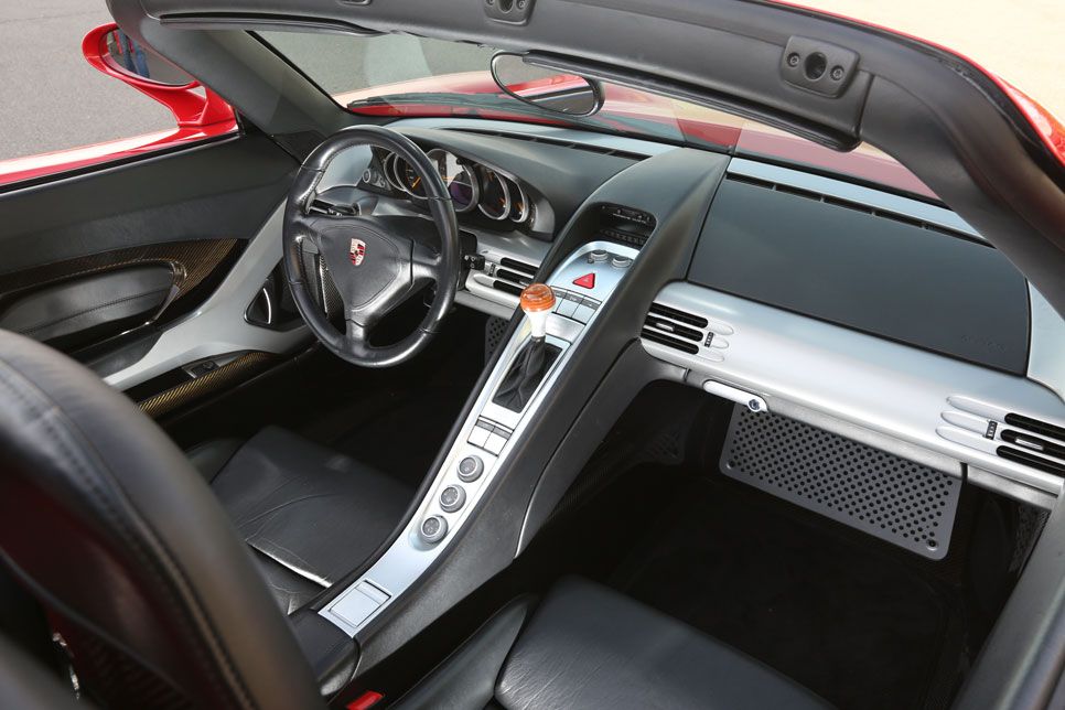 Comparativa: Porsche 918 Spyder vs Carrera GT