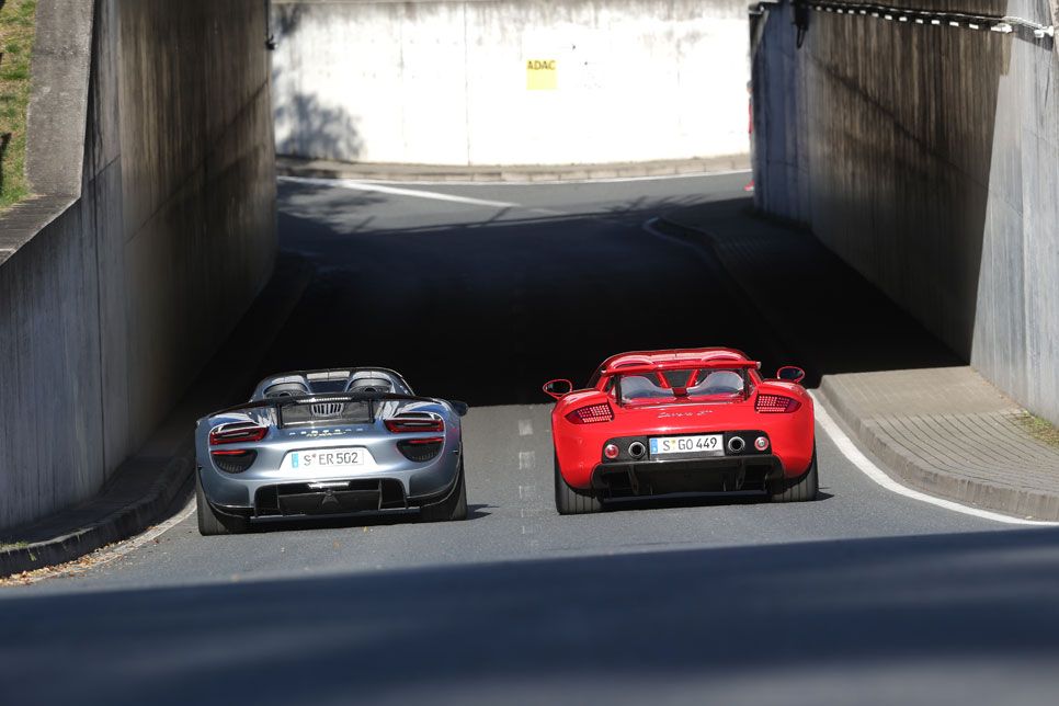Comparativa: Porsche 918 Spyder vs Carrera GT
