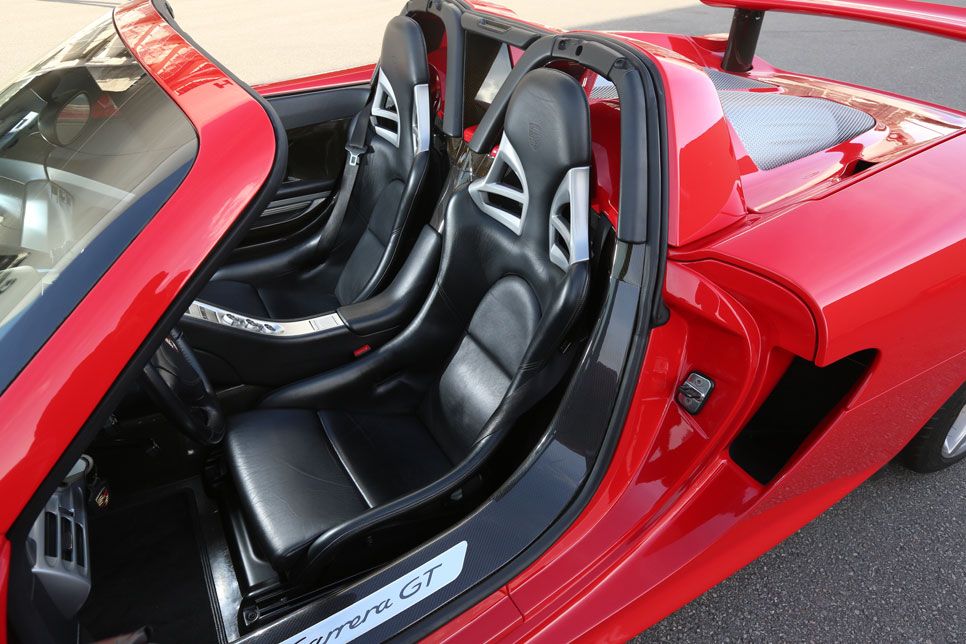 Comparativa: Porsche 918 Spyder vs Carrera GT