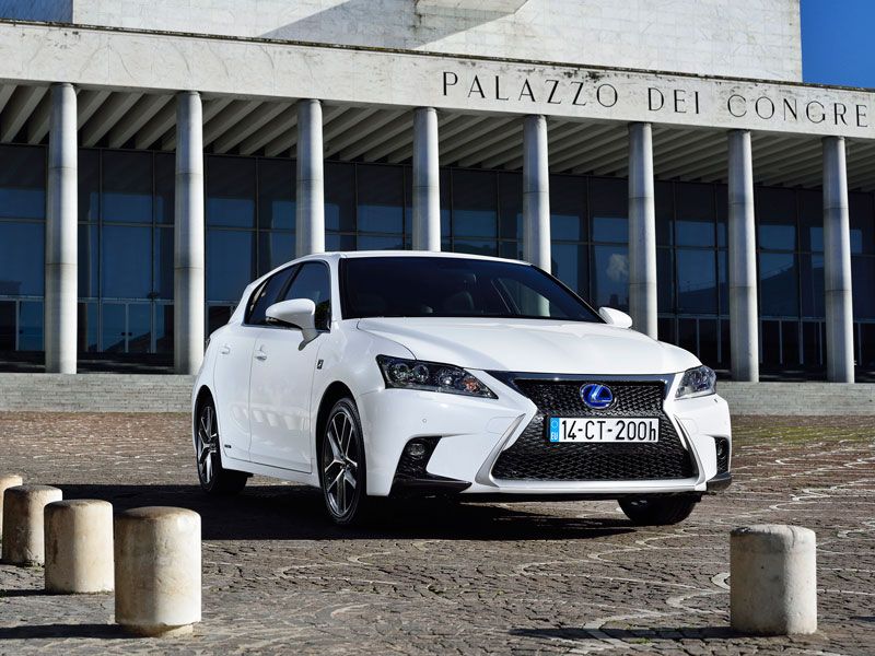 Lexus CT200h 2014