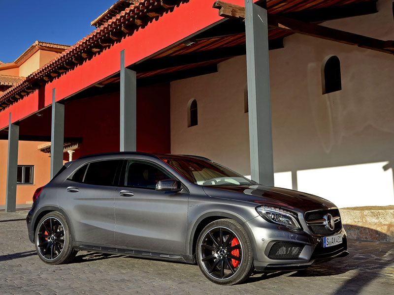 Mercedes GLA 45 AMG: contacto