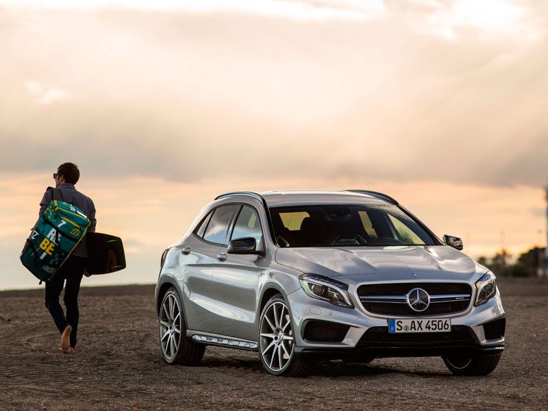 Mercedes GLA 45 AMG: contacto