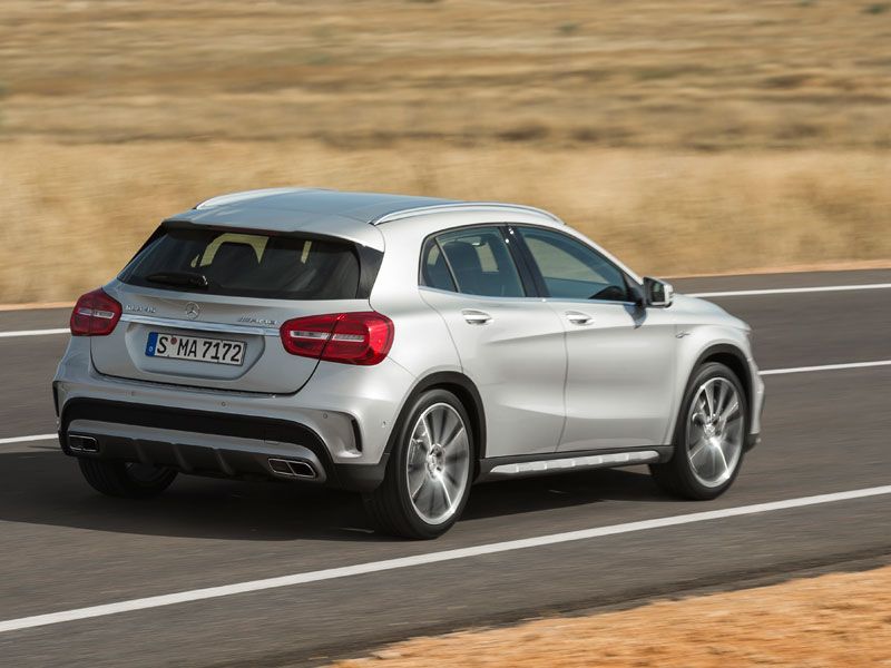 Mercedes GLA 45 AMG: contacto