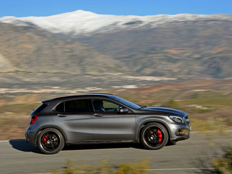 Mercedes GLA 45 AMG: contacto