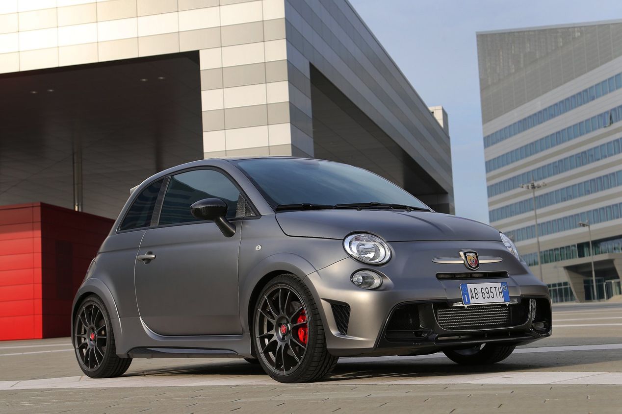 Abarth 695 Biposto