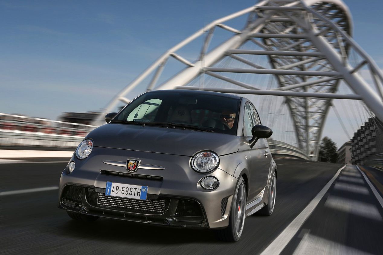 Abarth 695 Biposto