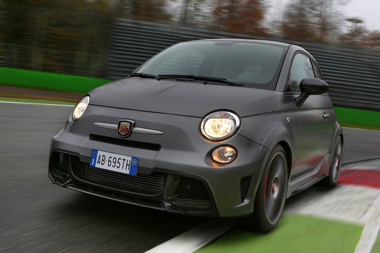 Abarth 695 Biposto