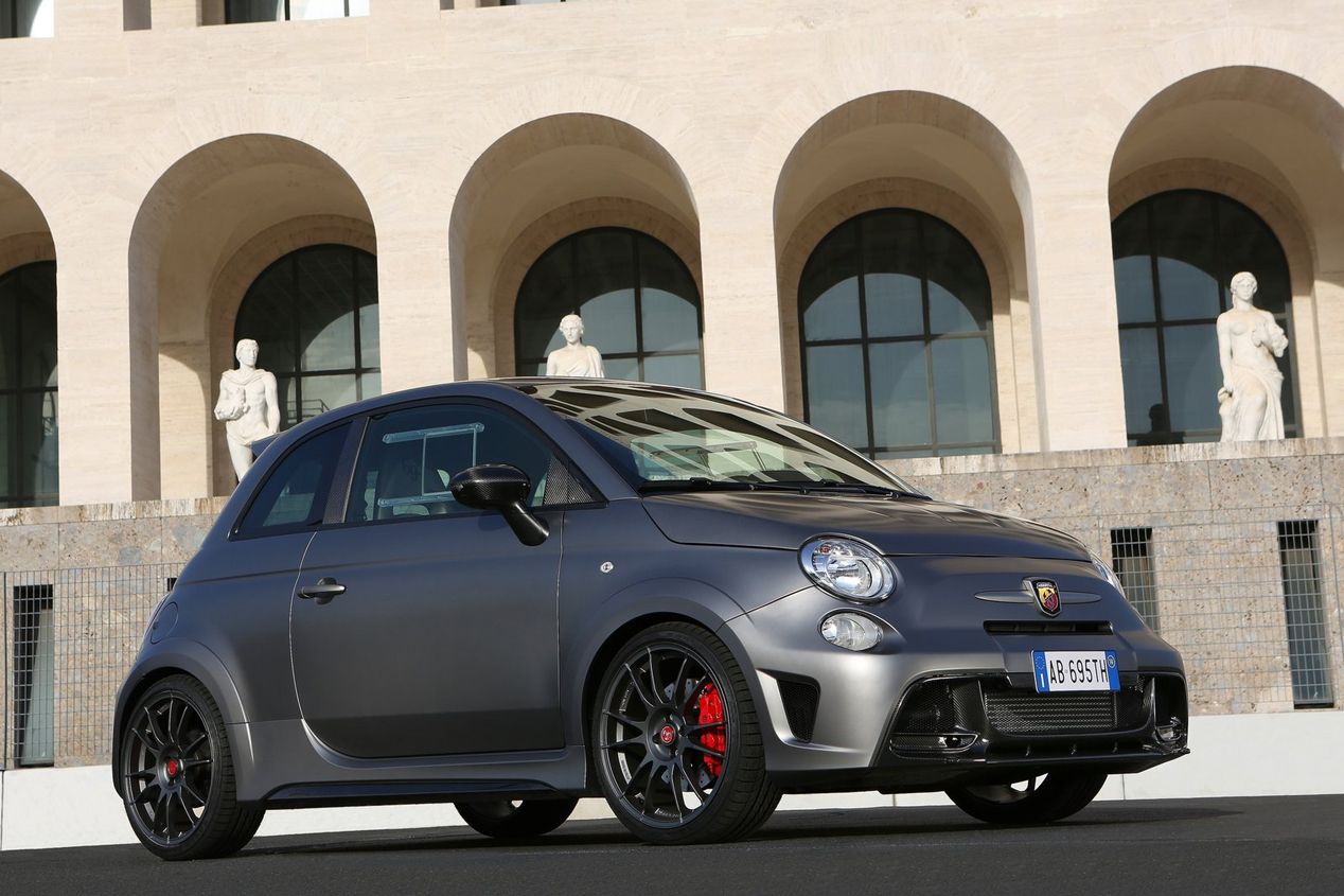 Abarth 695 Biposto